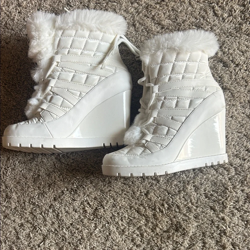 Women's White Quilted Wedge Boots - Picture 1 of 3
